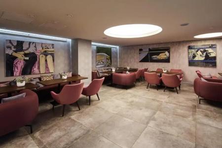 Gallery Palace - 23