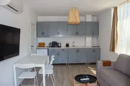 Aloha Suites - 28