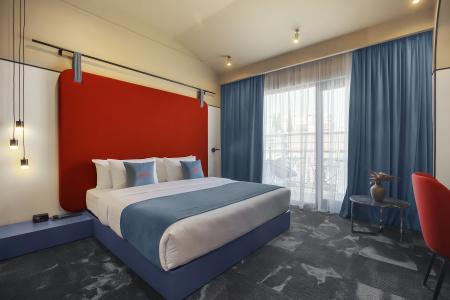 Heritage and Suites - 55