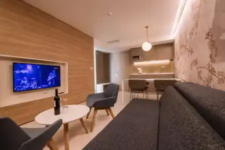 Joel Residence - 94