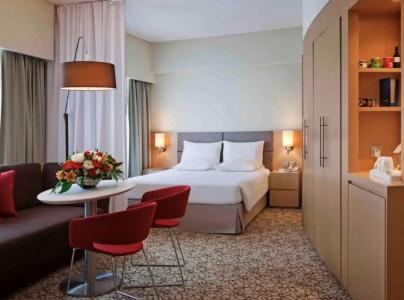 Novotel Suites Dubai Mall of the Emirates - 42