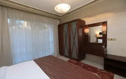 Monte Cairo Serviced - 8