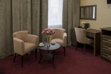 Парковая - 44