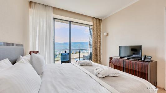 Lisi Hills - 36
