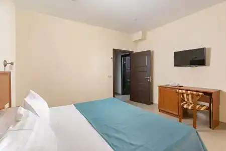 Дали - 12
