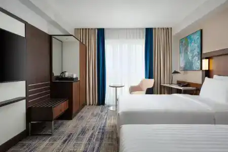 Courtyard by Marriott - 22