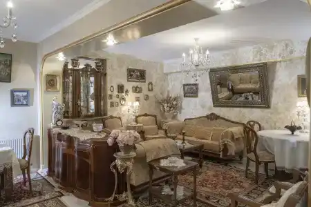Elia Boutique - 30
