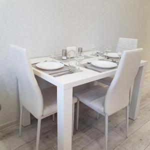 в центре Королевские ворота - 36