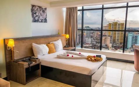 Golden Tulip - 35