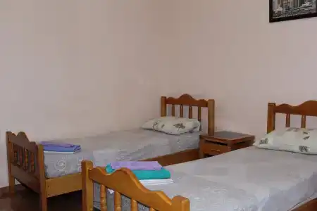 Eleni - 11