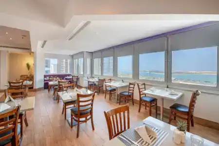 Hawthorn Suites by Wyndham Abu Dhabi City Center - 21