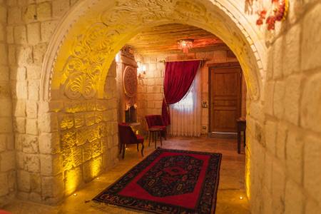 Solo Cave Suites - 119