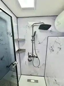 Capsule Hotel - 16