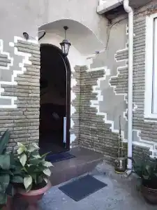 Lea Guest House - 1