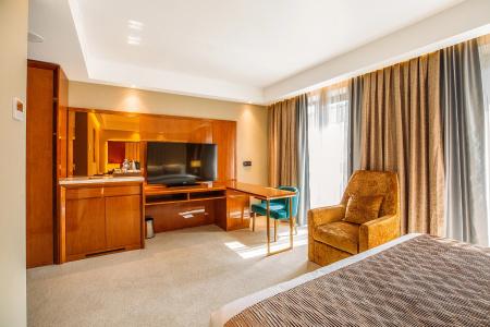Marjan Plaza - 45