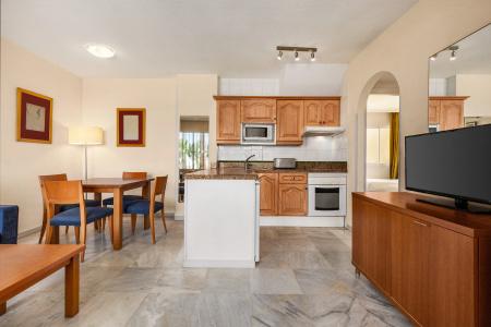 Ramada & Suites by Wyndham Costa del Sol Fuengirola - 166