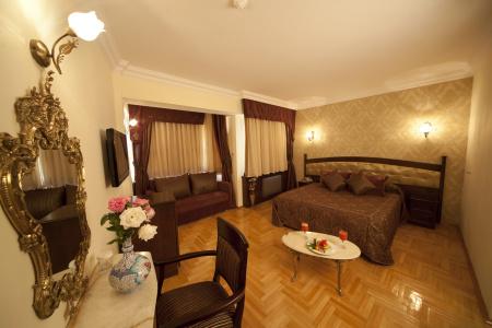 Turquhouse - 18
