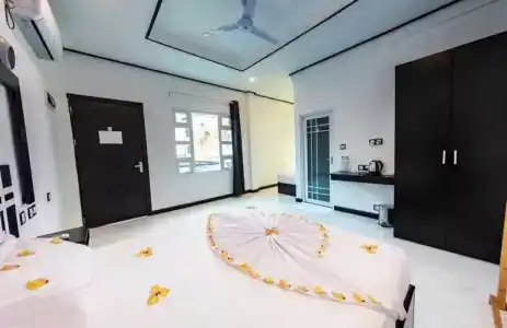 Dhonfulhafi Beach View & Spa - 4