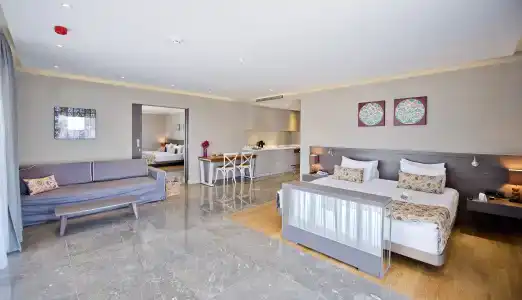 Ramada Resort Bodrum - 17