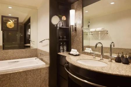 Banyan Tree Bangkok - Sha Extra Plus Certified - 52