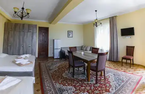 Квариати - 34