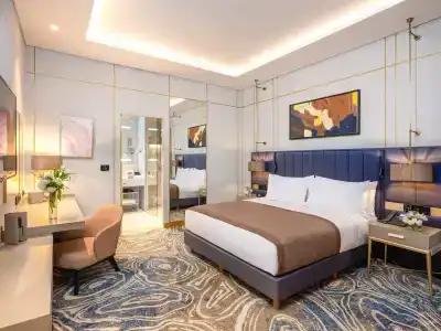 Intercontinental - 19