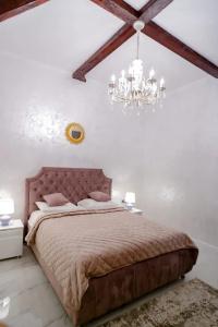Silver House - 3