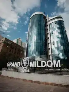 Grand Mildom - 1