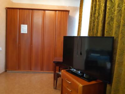 Нефтяник - 15