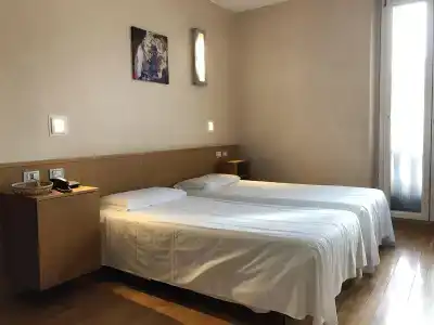 Eurohotel - 4
