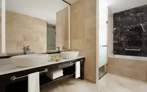 Hilton Astana - 73
