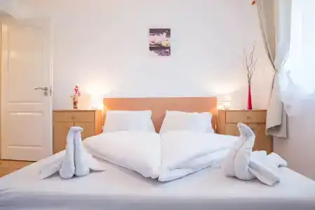 Toldi Panzio Hévíz - 31