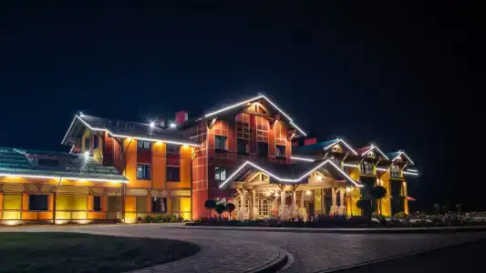 Яркий - 0