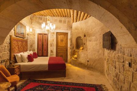 Solo Cave Suites - 13