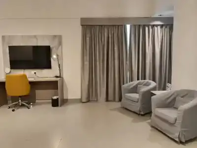 Best Western Plus Dubai Academic City - 28