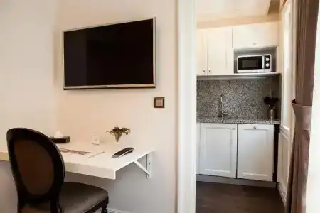 Meroddi Pera Flats - 57
