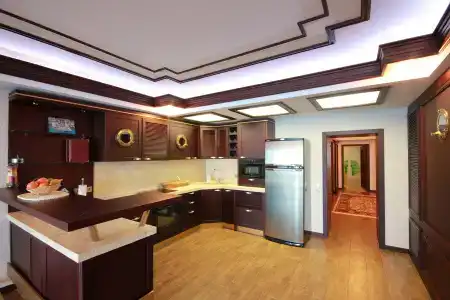 Яхт-клуб Ялта - 35