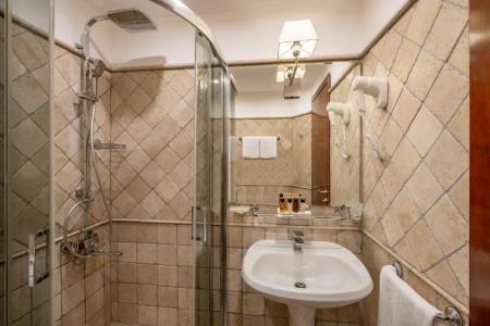 Ambassadori Hotel Tbilisi - 34