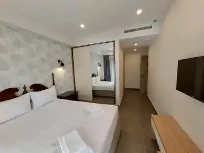 Avenue 30 - 61