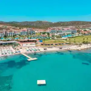 DoubleTree by Hilton Cesme Alacati Beach Resort - 0