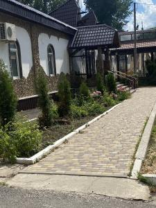 Silver House - 7