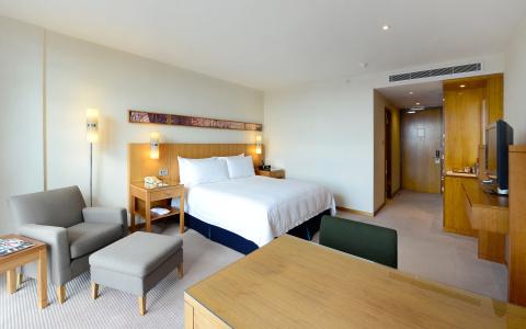 Canary Riverside Plaza - 57
