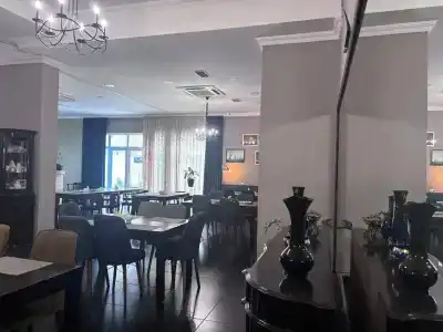 Aura Boutique - 13