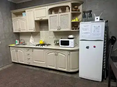 Трехэтажный коттедж с камином - 11