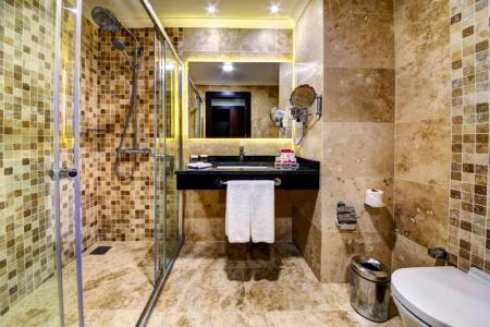 Ramada & Suites by Wyndham Istanbul Merter - 13