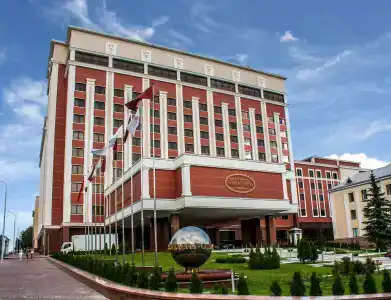 Президент-Отель - 1
