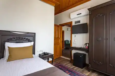 WOO Town Suites - 41