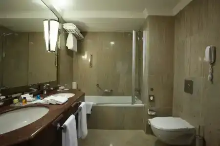 Crowne Plaza Minsk - 9