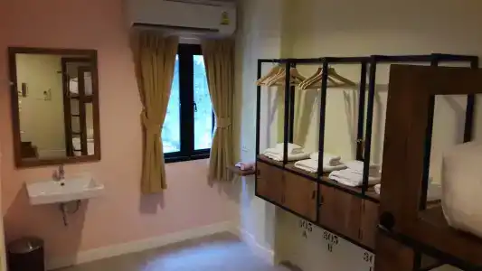 Siri Poshtel Bangkok - Sha Extra Plus - 10