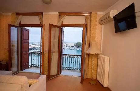 Faros Rooms & Suites - 81